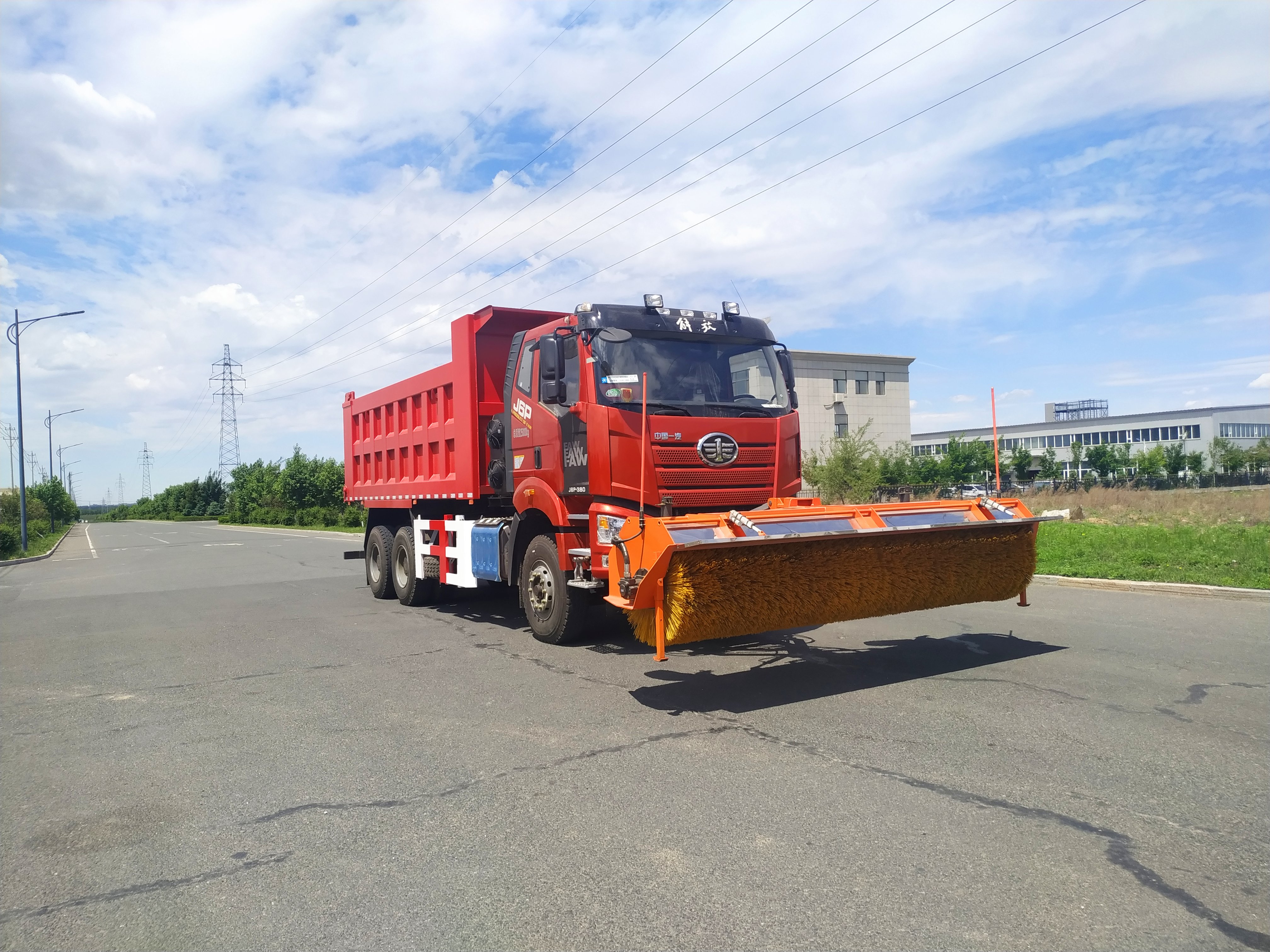 BLD5250TCXCA6型（25吨）综合除雪车(图2)